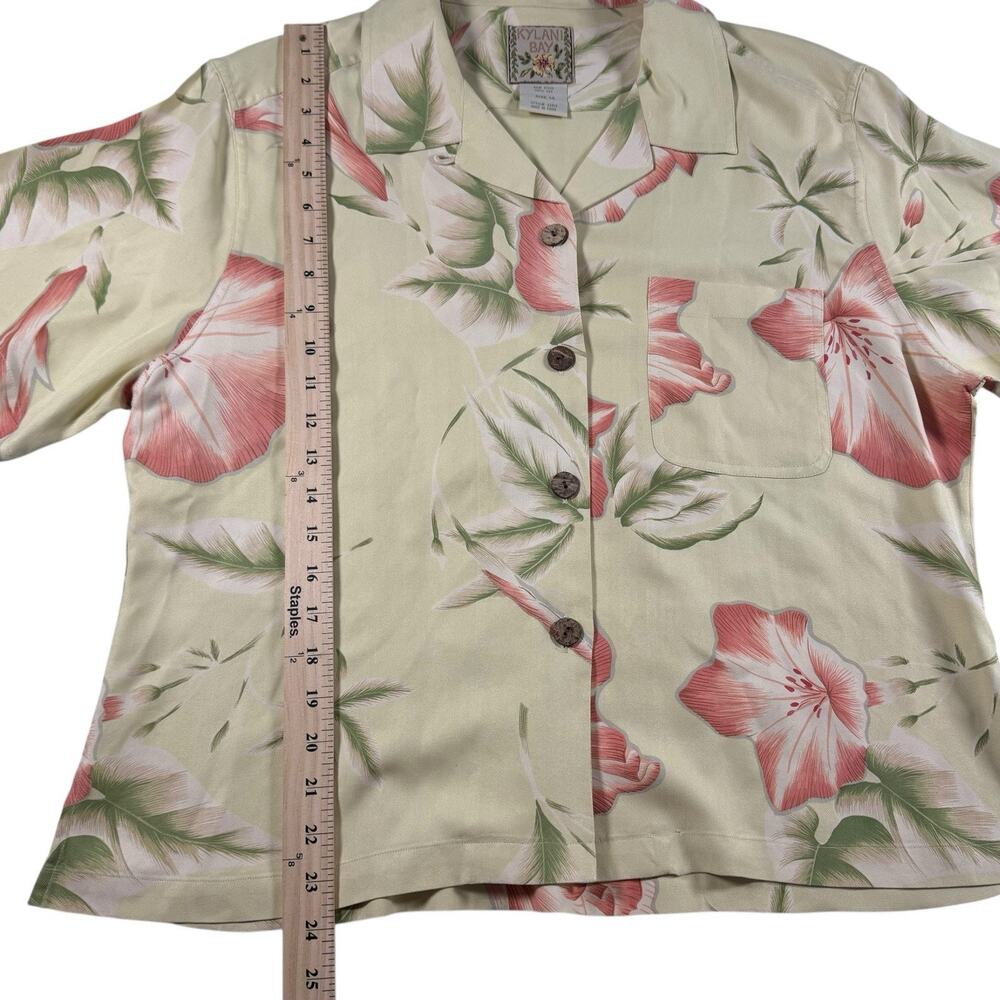 Kylani Bay 100% Silk Hawaiian Floral Shirt Women’s Size 14 Button Up - Picture 4 of 5